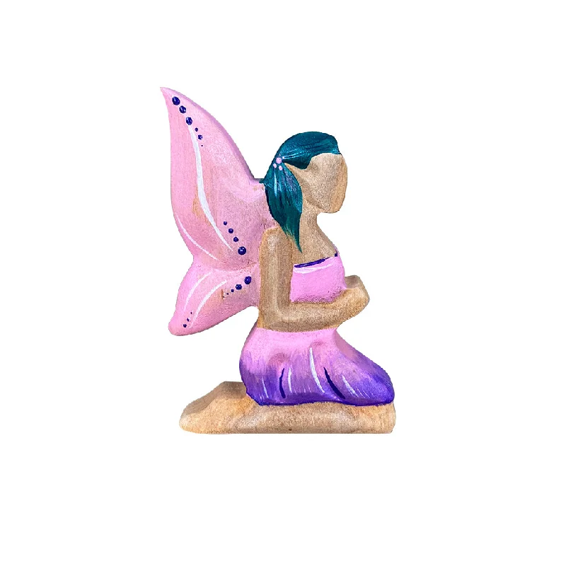 Wooden Fairy Kneeling - Pink