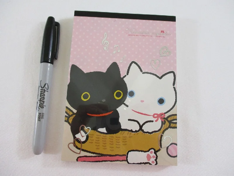 Cute Kawaii San-X Kutusita Nyanko Cat 4 x 6 Inch Notepad / Memo Pad - Stationery Designer Paper Collection